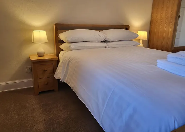The Bay House Lake View Guest House - Adults Only